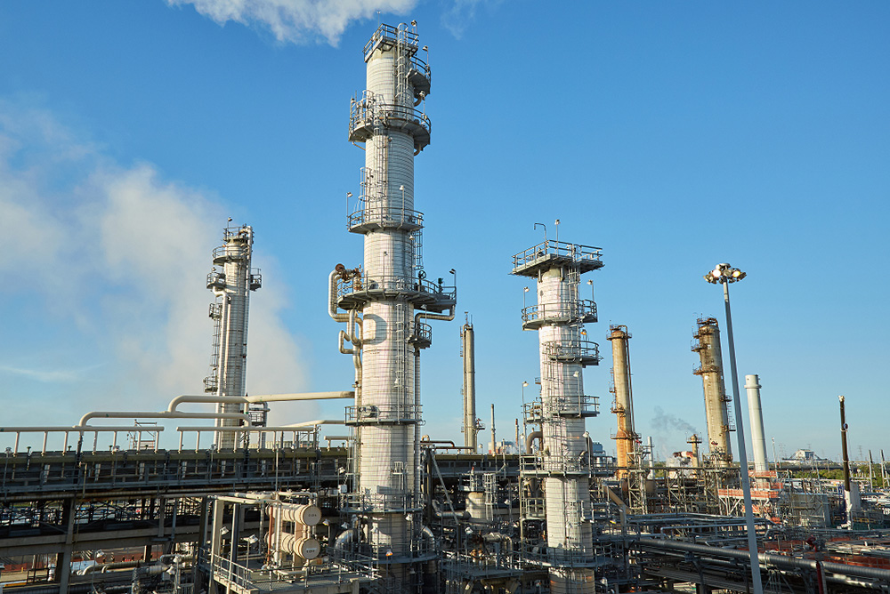 Refining units at the Lemont Refinery