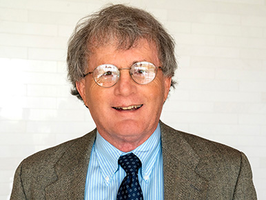 Robert E. Kent headshot
